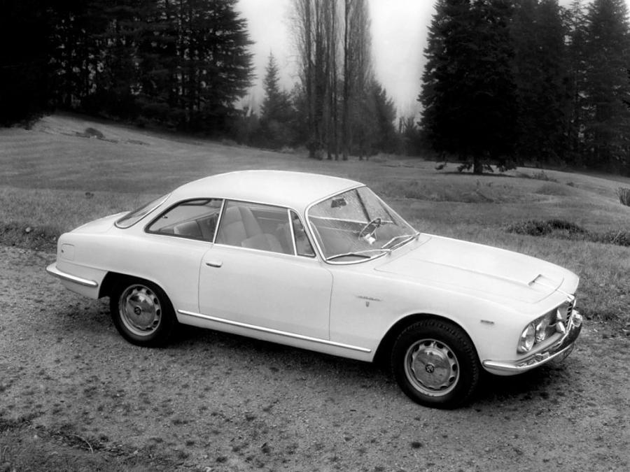  Alfa Romeo 2600 Sprint (106) 1962 года  (фото 17 из 18)